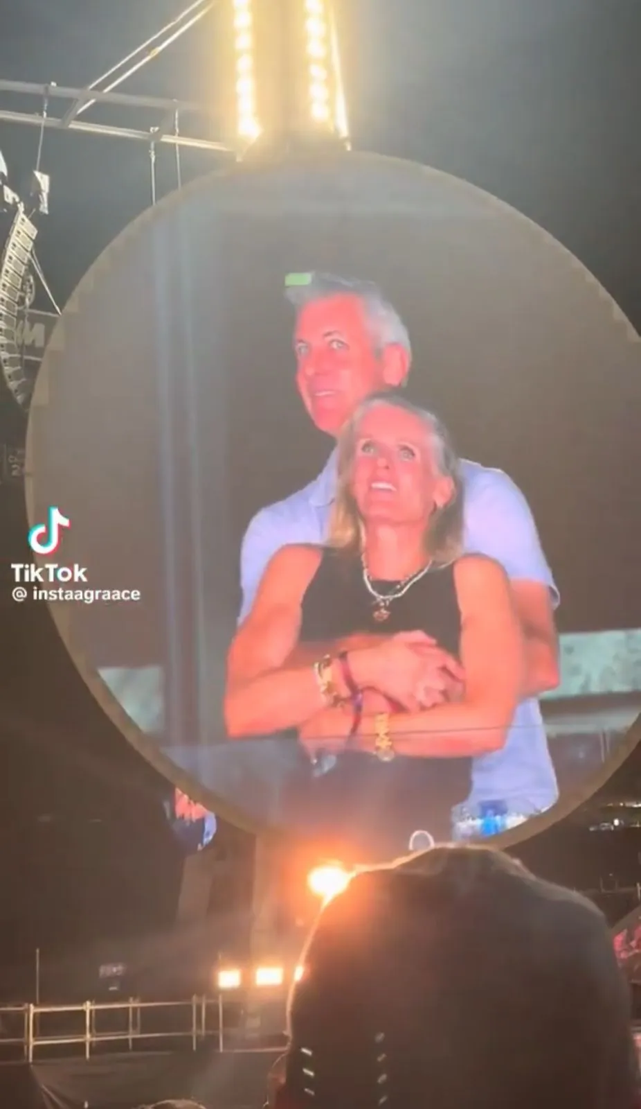 Momen Kiss Cam yang Jadi Awal Skandal