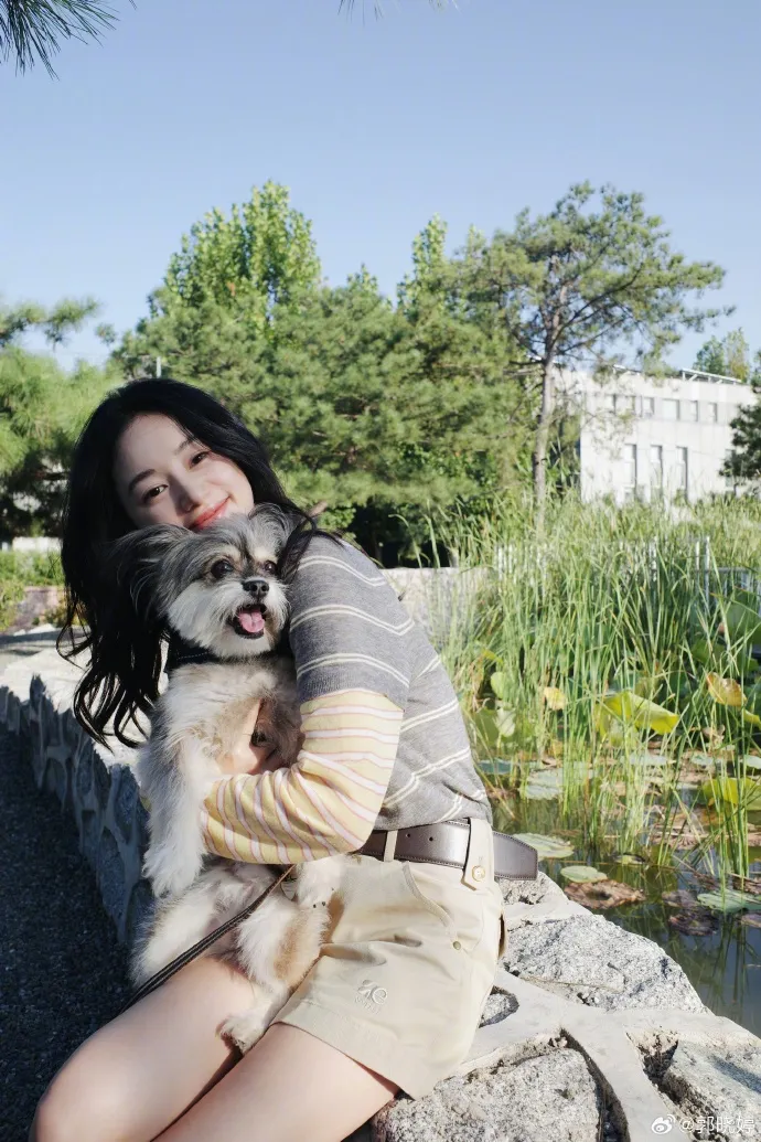 Temukan profil Cristy Guo aktris China berbakat (credit:weibo)