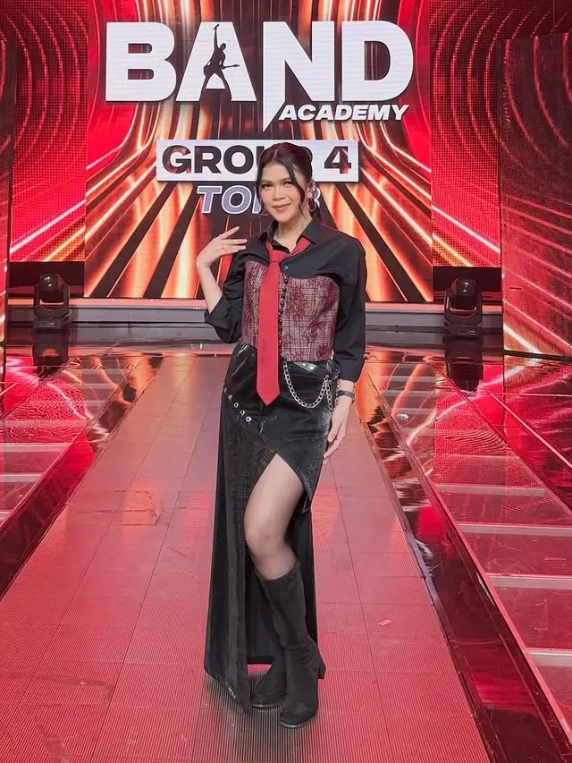 Zahra di panggung Band Academy © instagram.com/da7_zahrasima01