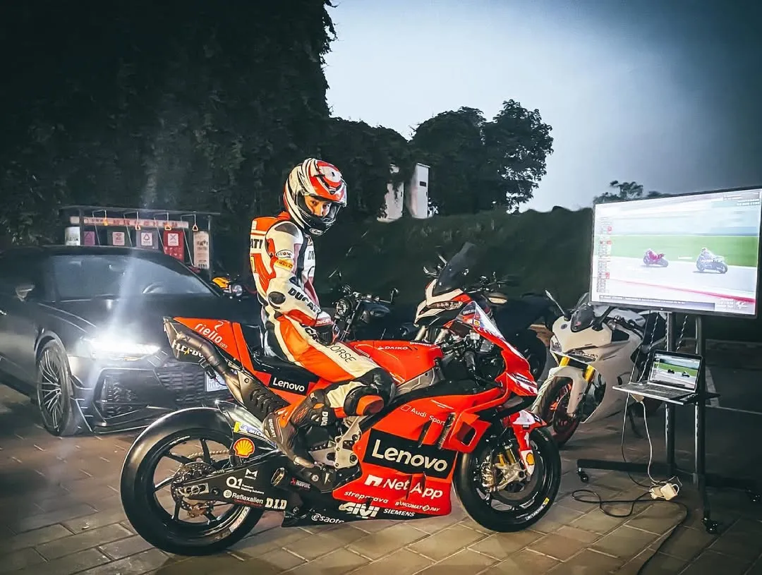 Elvis Han - instagram.com/@elvis_han