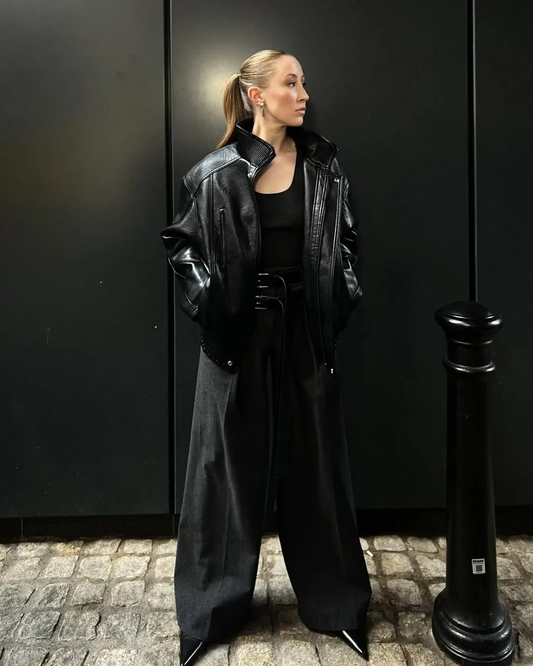 Profil Erin Doherty, Pemeran Psikolog di Serial ADOLESCENCE (credit: instagram/erinrdoherty)