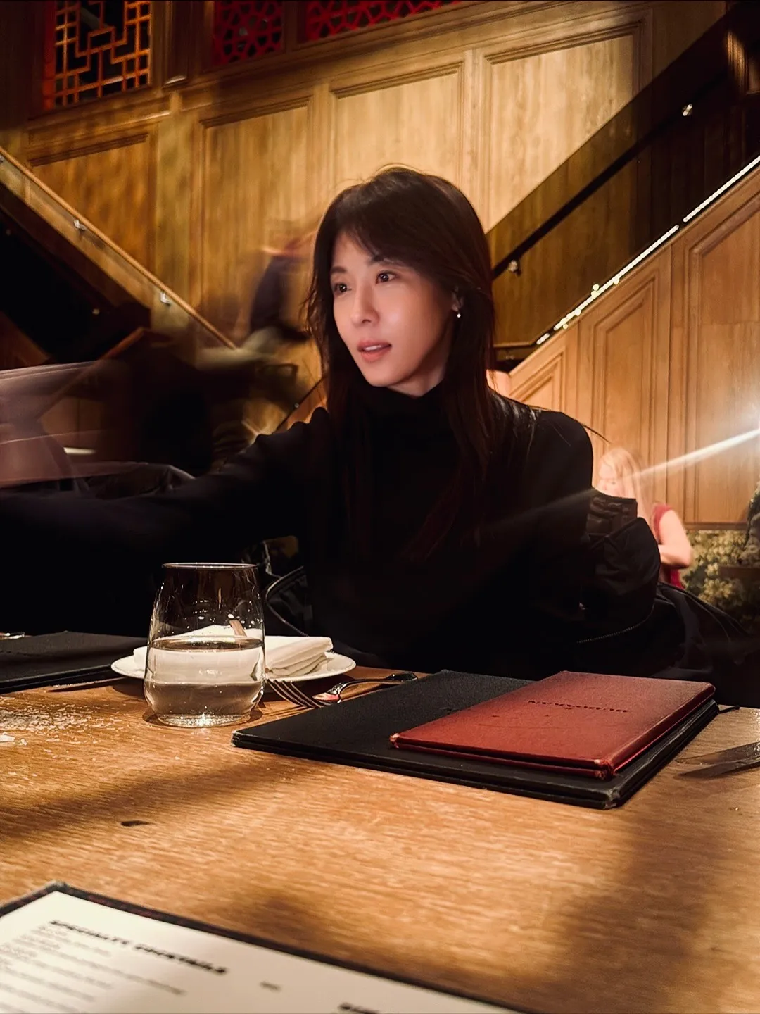 Ha Ji Won tampak cantik elegan/Instagram.com/hajiwon1023