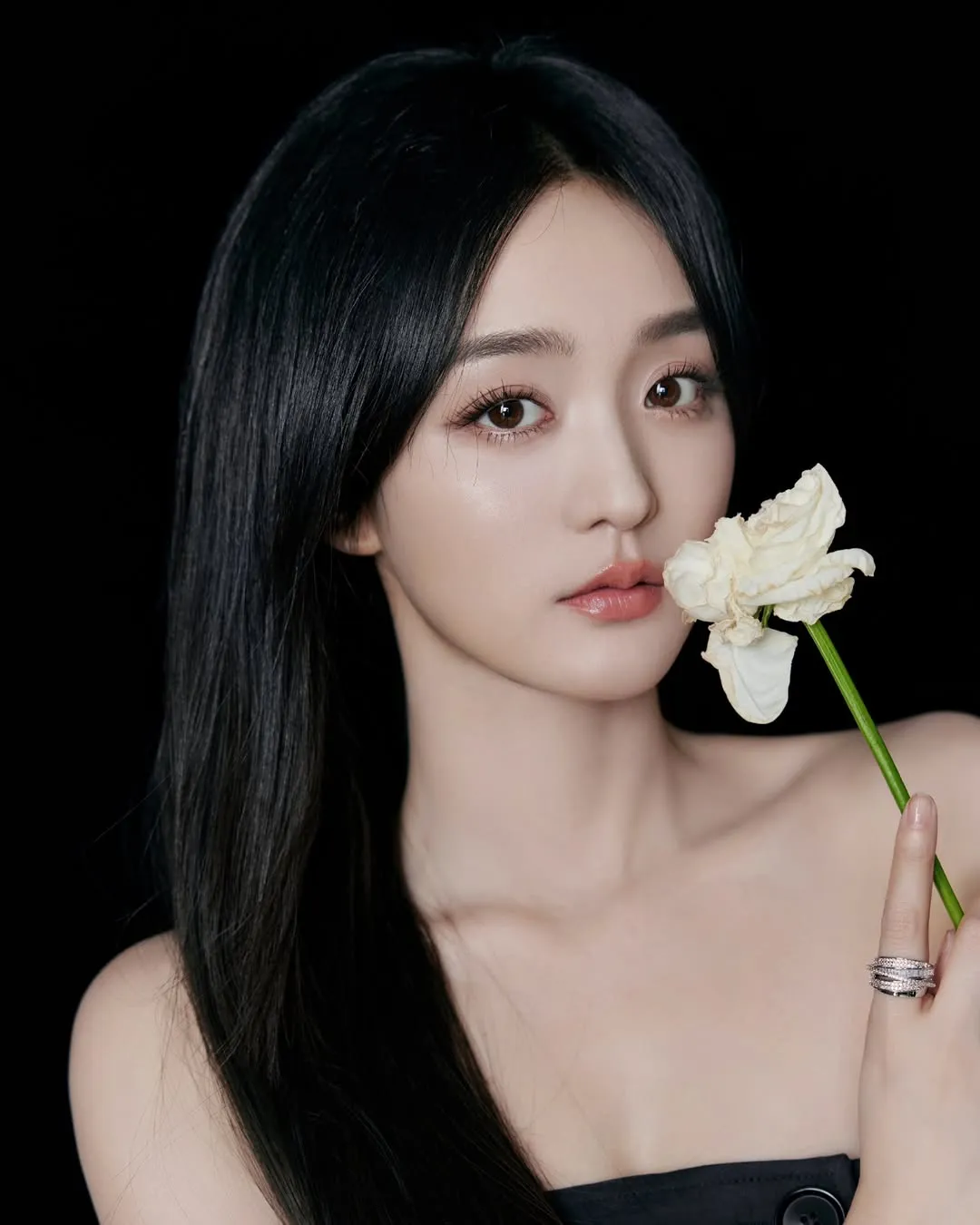 He Hong Shan - instagram.com/@wetzlarho_