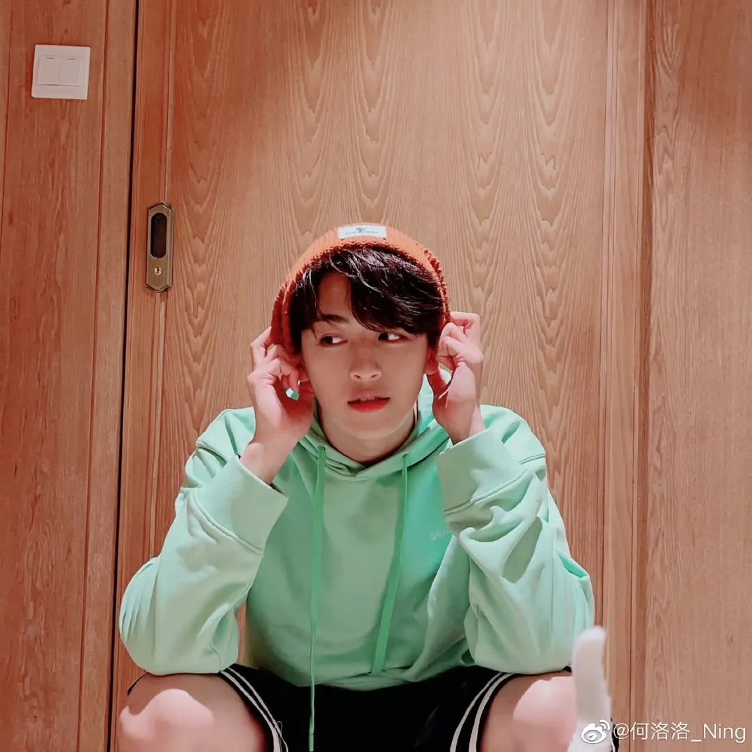 Potret He Luoluo (Credit: Instagram.com/heluoluo.s)