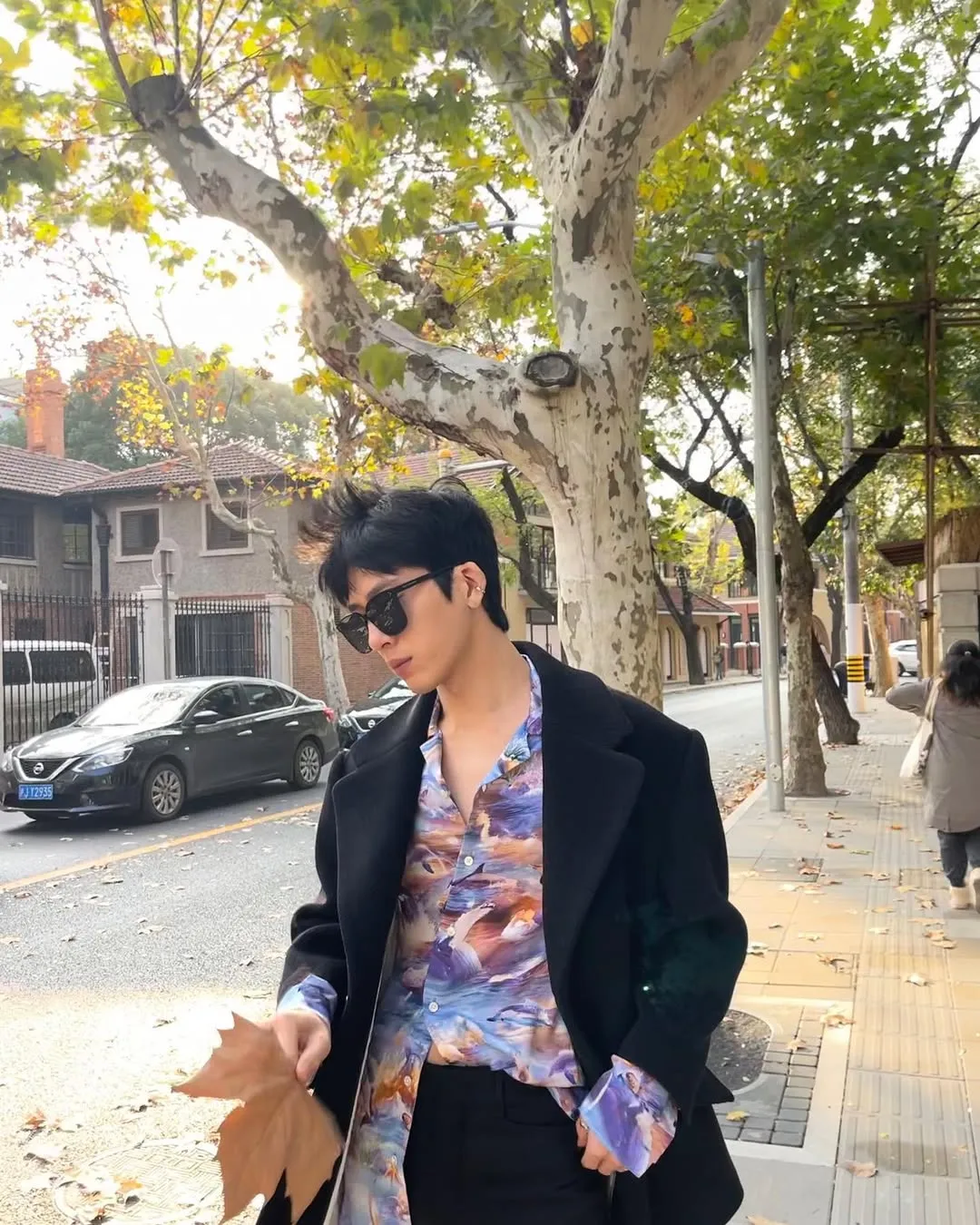 Jing Bo Ran (Instagram.com/jingxiaoxiansheng)