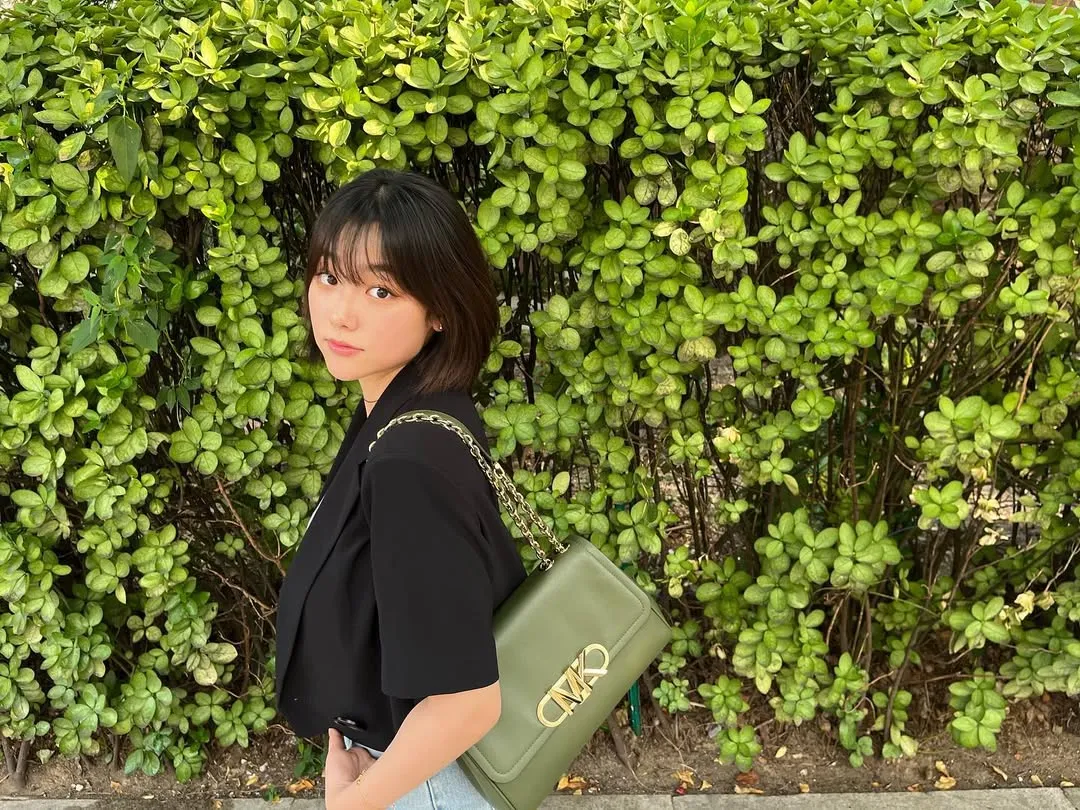 Kang Mi Na penyanyi dan aktris berbakat asal Korea Selatan (credit:instagram.com/_happiness_o)