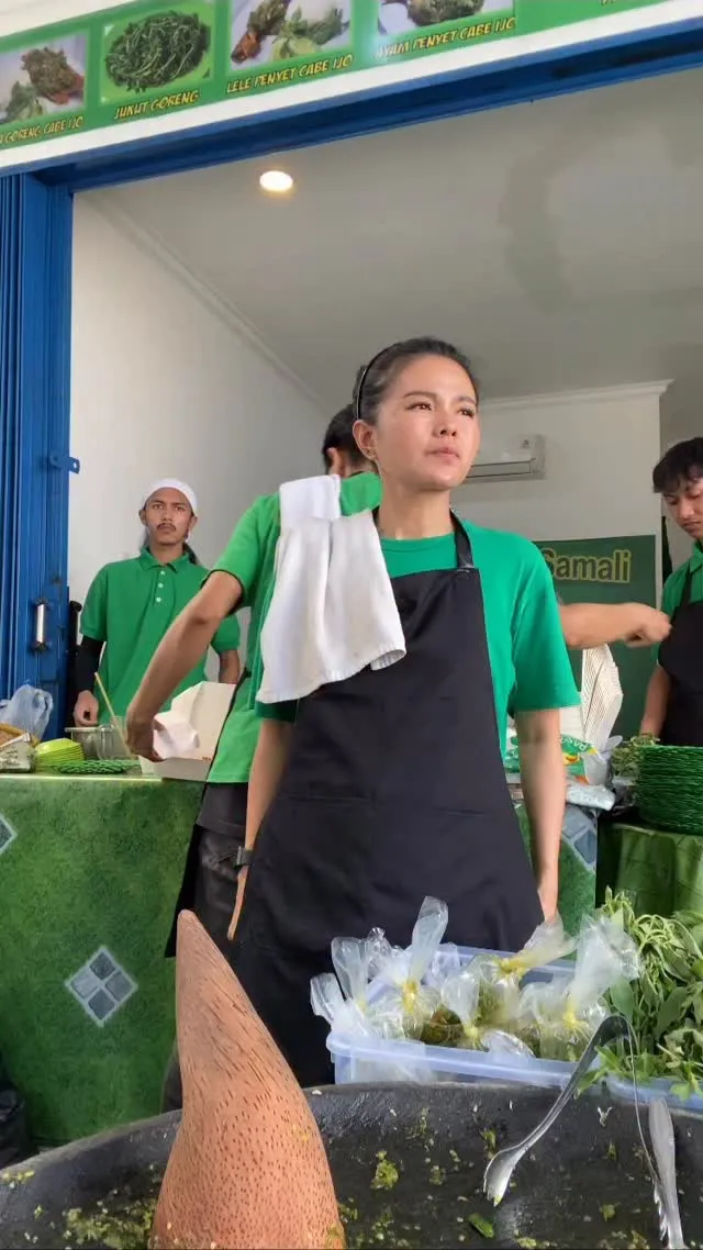 instagram.com/karinaranau9