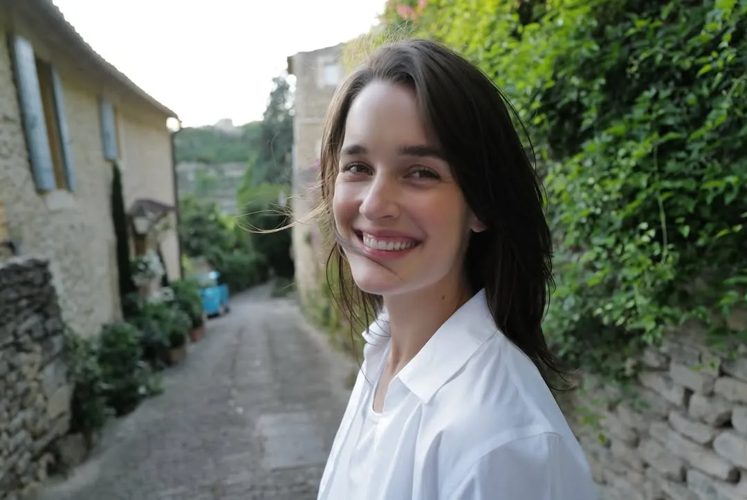 Profil Kate Harrison (Instagram @thekateharrison)