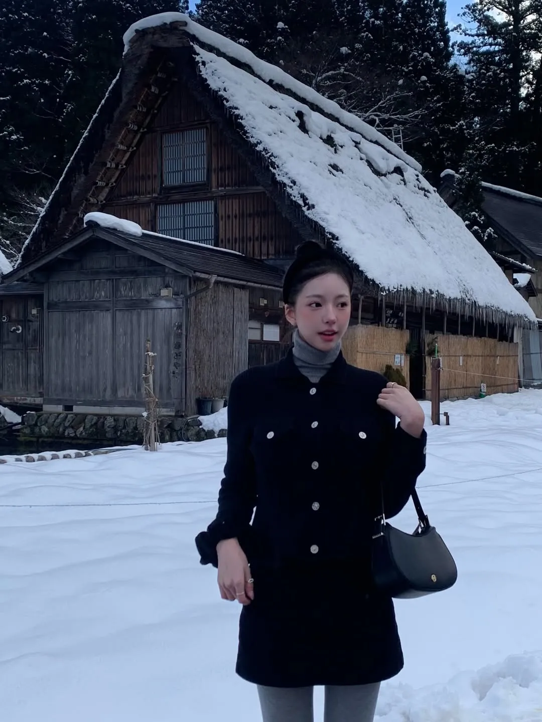 Profil Kim Go Eun (credit: instagram/goxnniee)