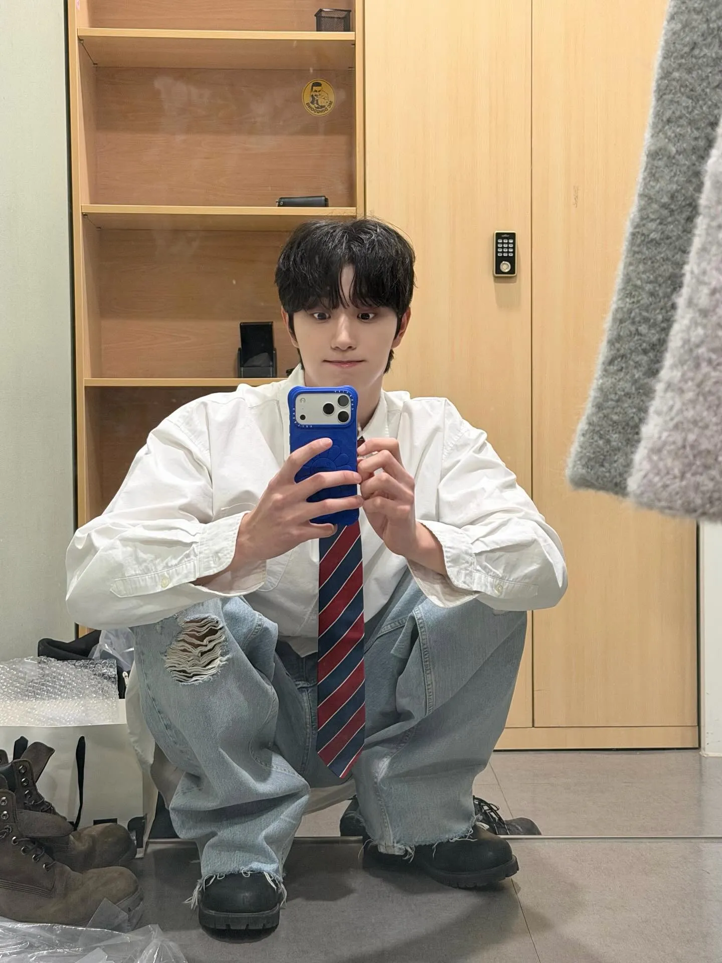 Kim Jae Won mirror selfie/Instagram.com/rlawodnjs_