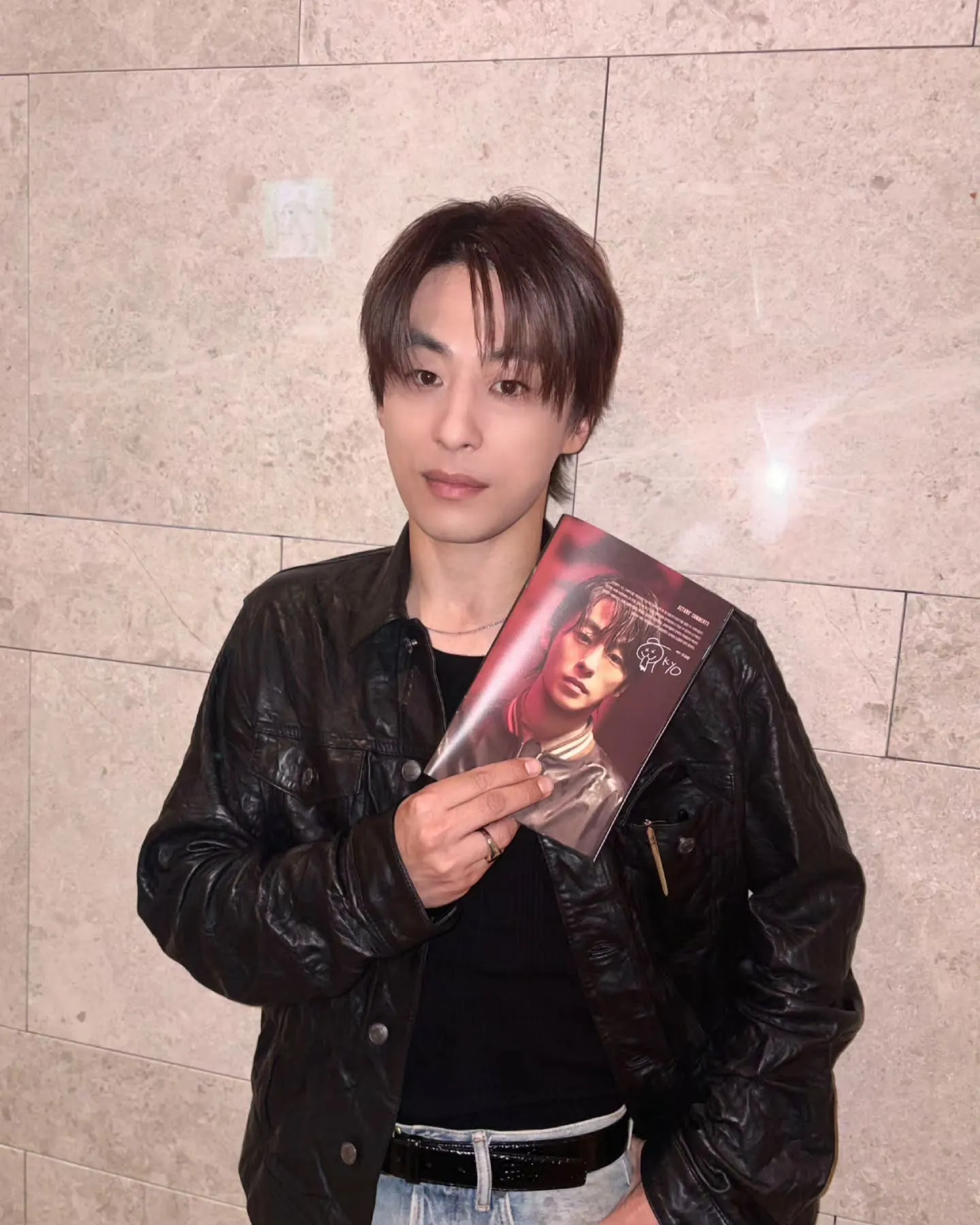 Koo Kyo Hwan tersenyum/Instagram.com/namooactors
