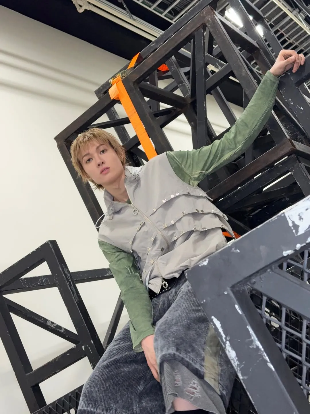 Martin CORTIS (credit: instagram/cortis)