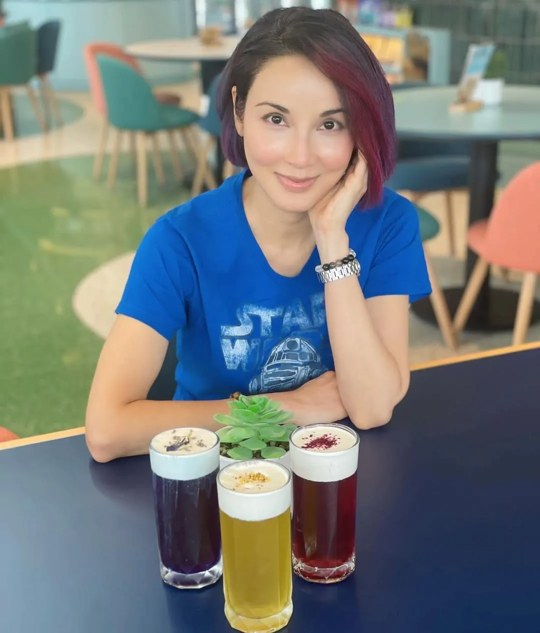 Tetap Aktif di Dunia Hiburan
