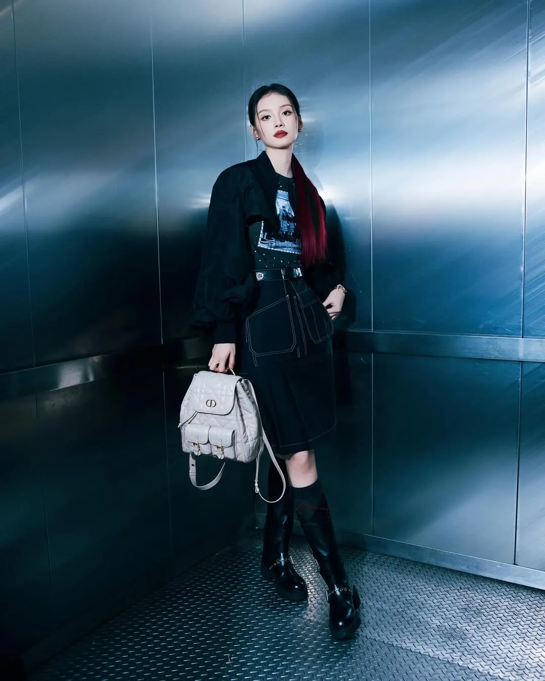 Sun Yi Han tampil chic (instagram.com/yihanssss)