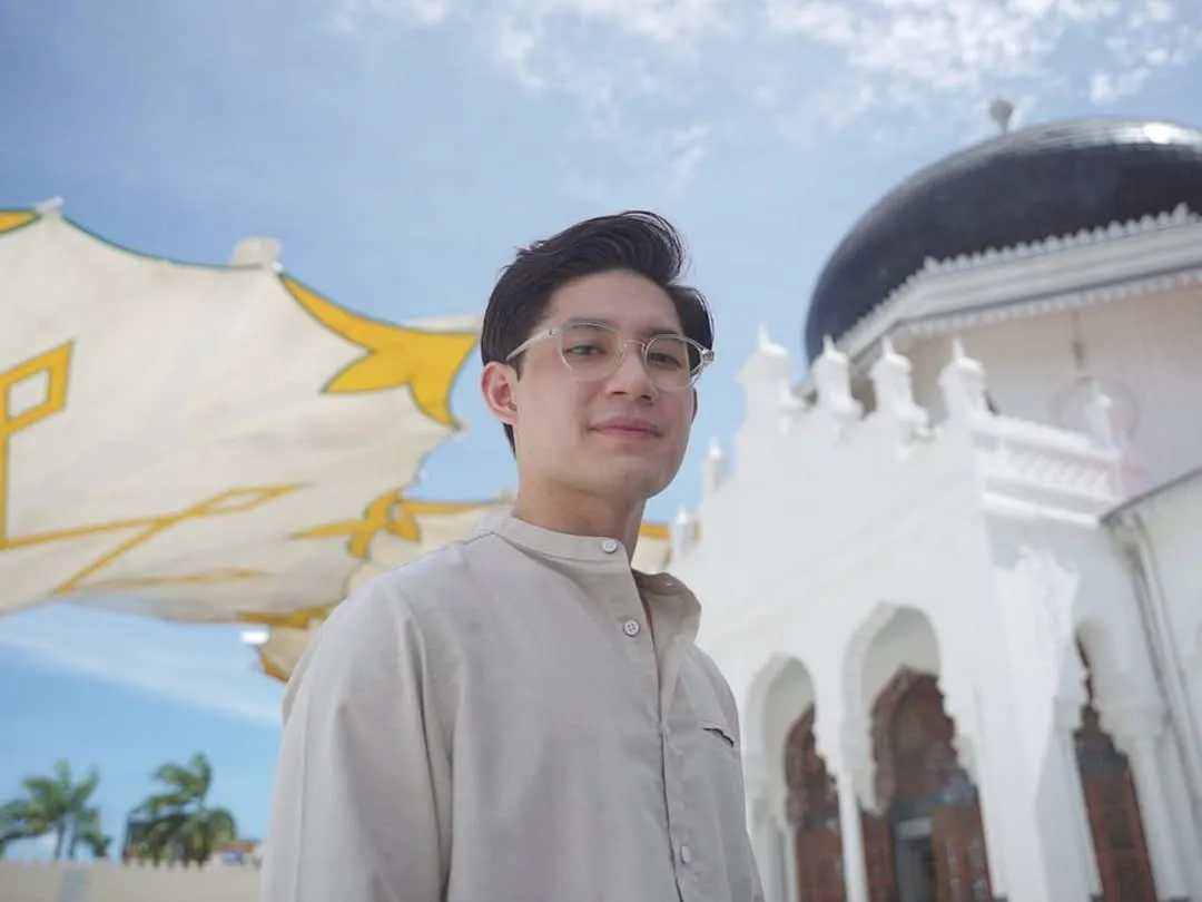 Pertanyaan terkait profil Teuku Rassya (credit: instagram/teukurassya)