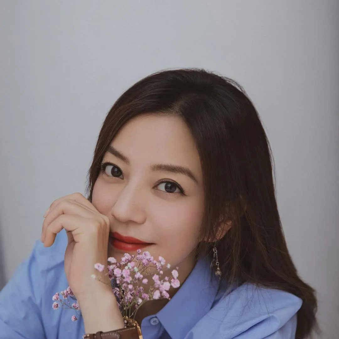 Mengenal Lebih Dekat Vicky Zhao Wei
