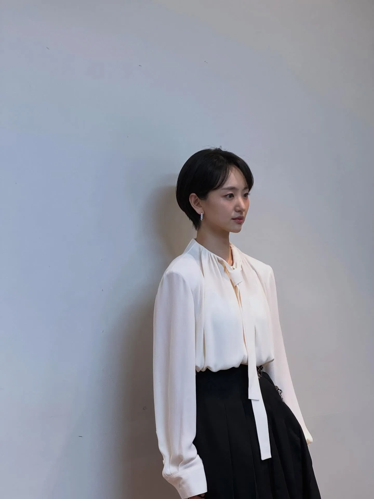 Won Jin Ah dengan gaya rambut pendek/Instagram.com/j0i3n2a9