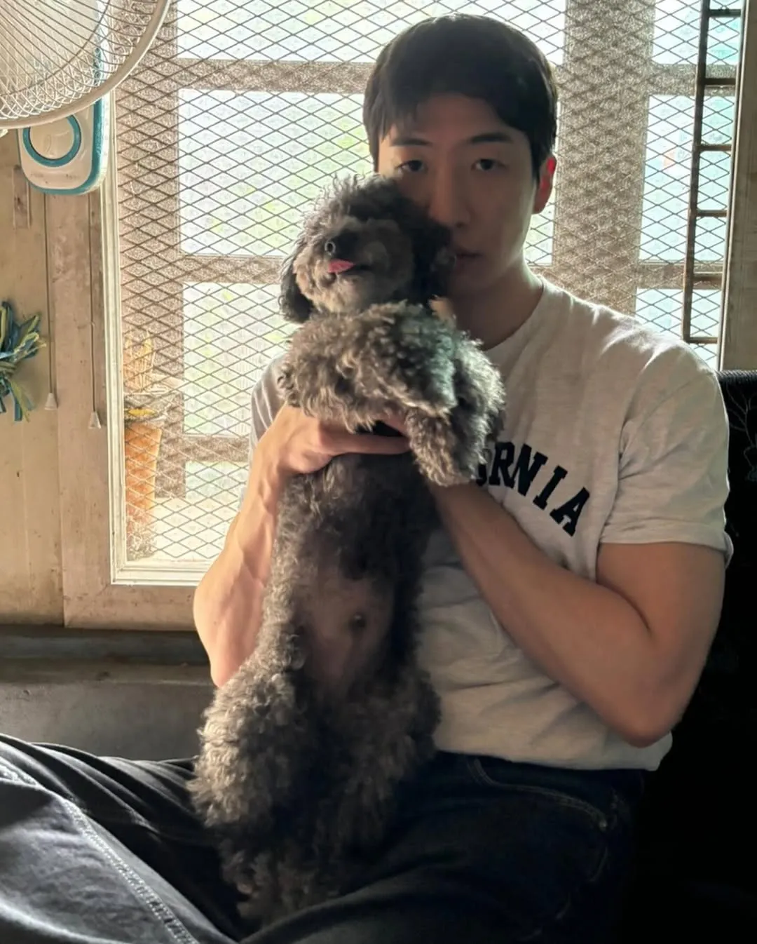 Potret Yoo Su Bin dengan anjing lucu / Instagram subinyu1106