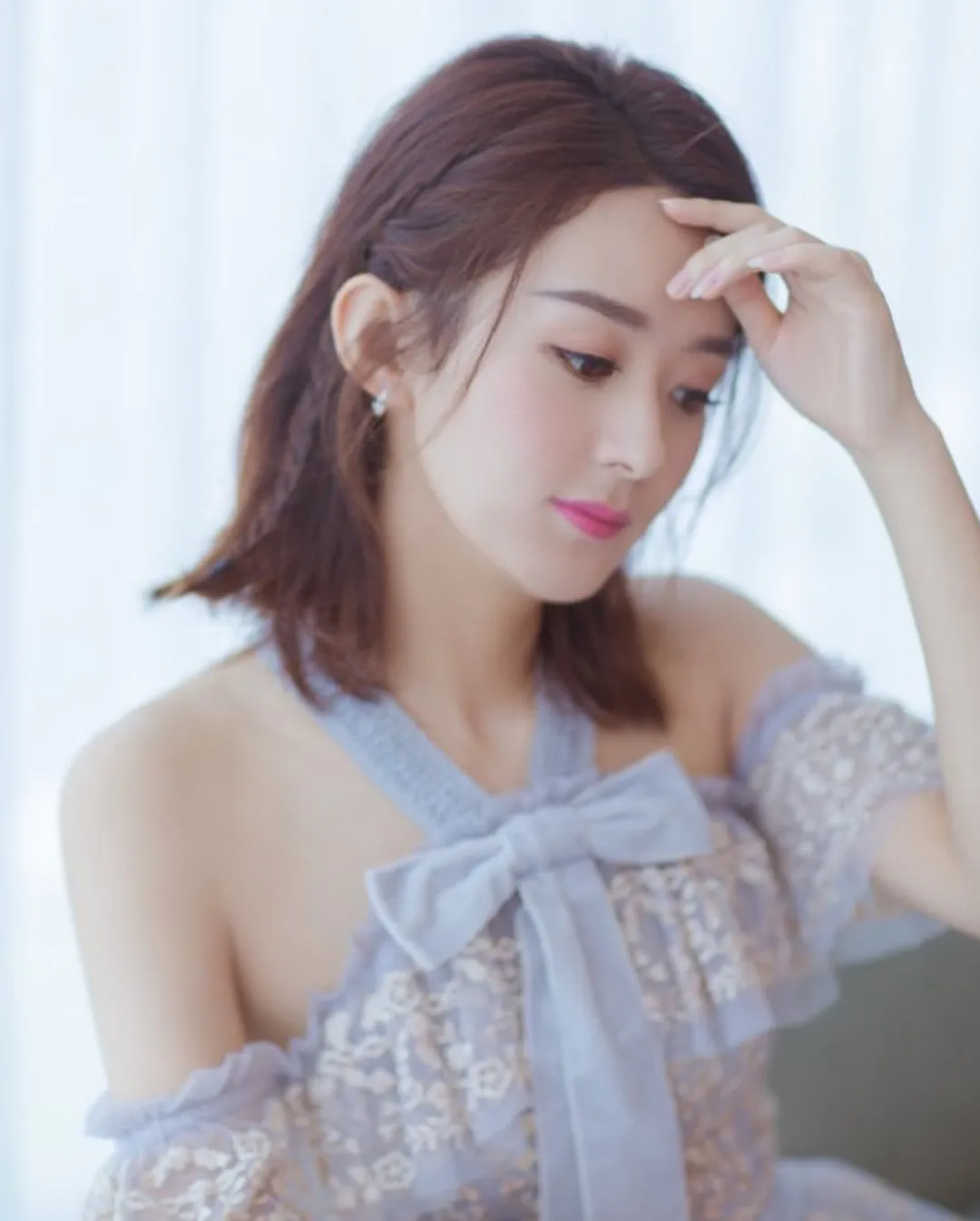 Zhao Li Ying - instagram.com/@zhaoliying_hq