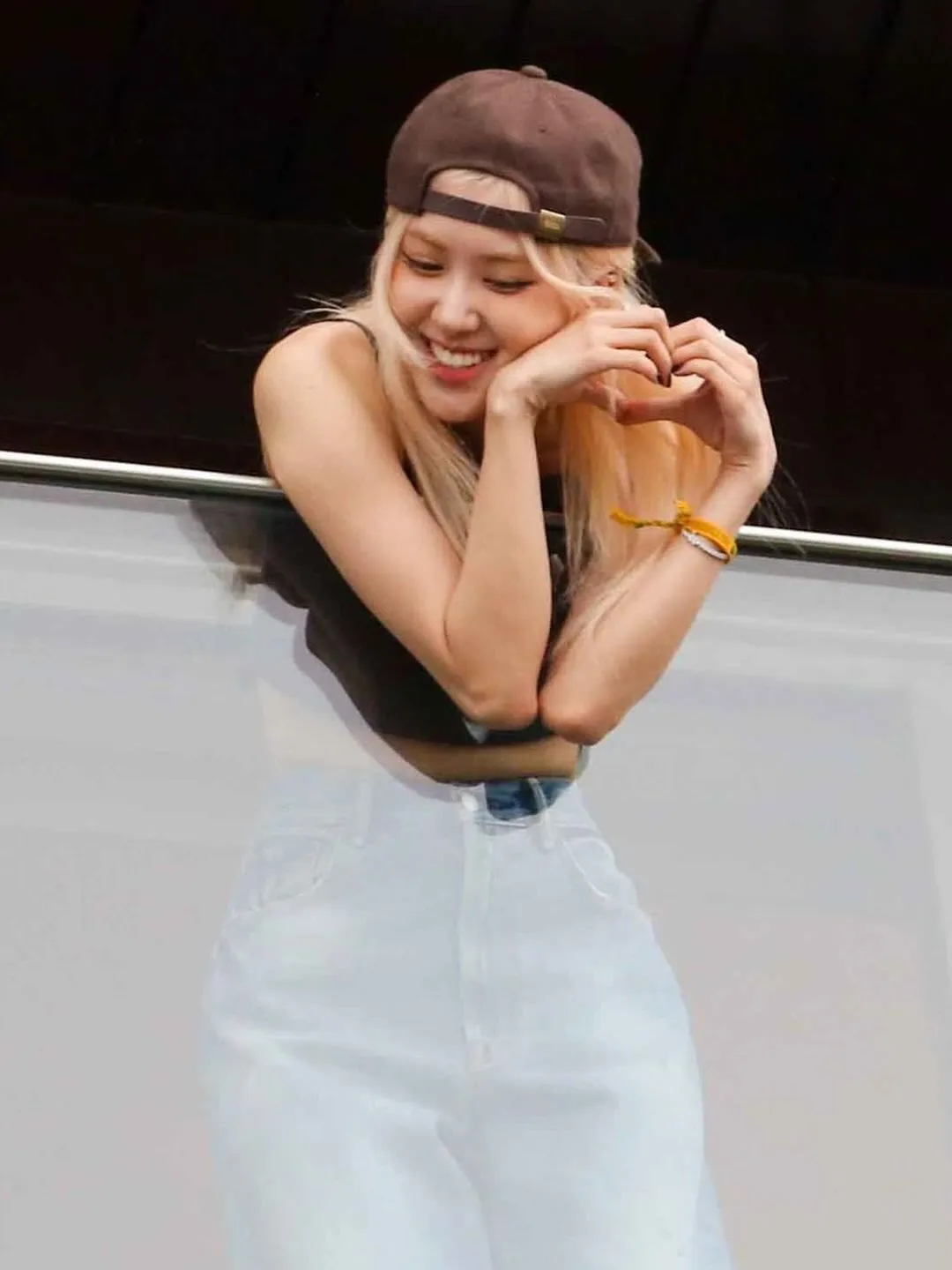 instagram.com/roses_are_rosie