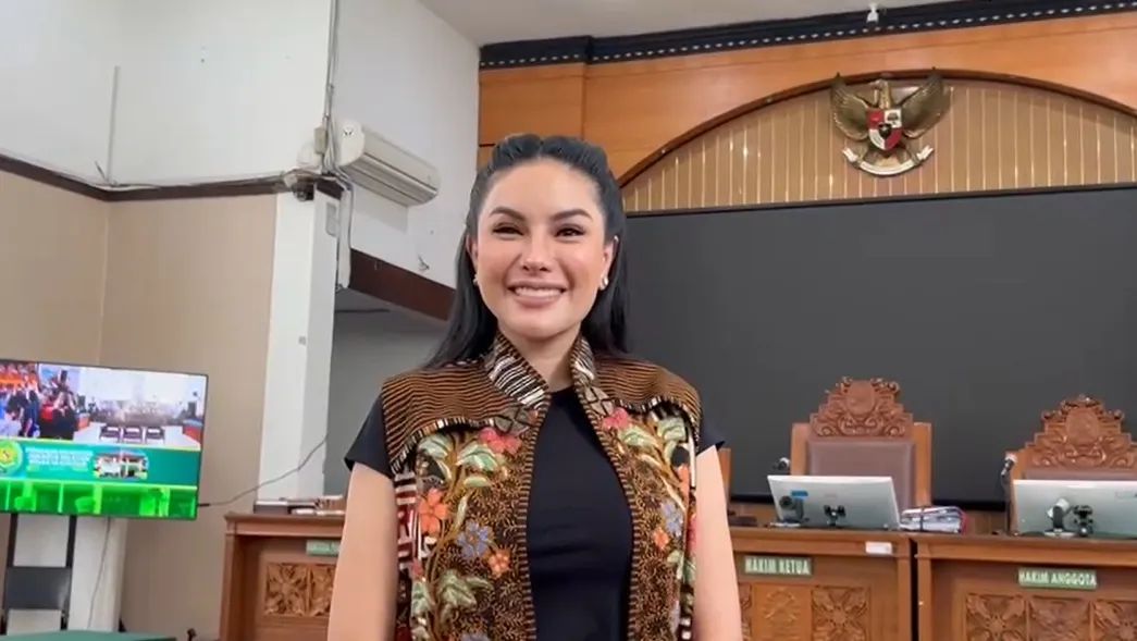Hari Batik Nasional