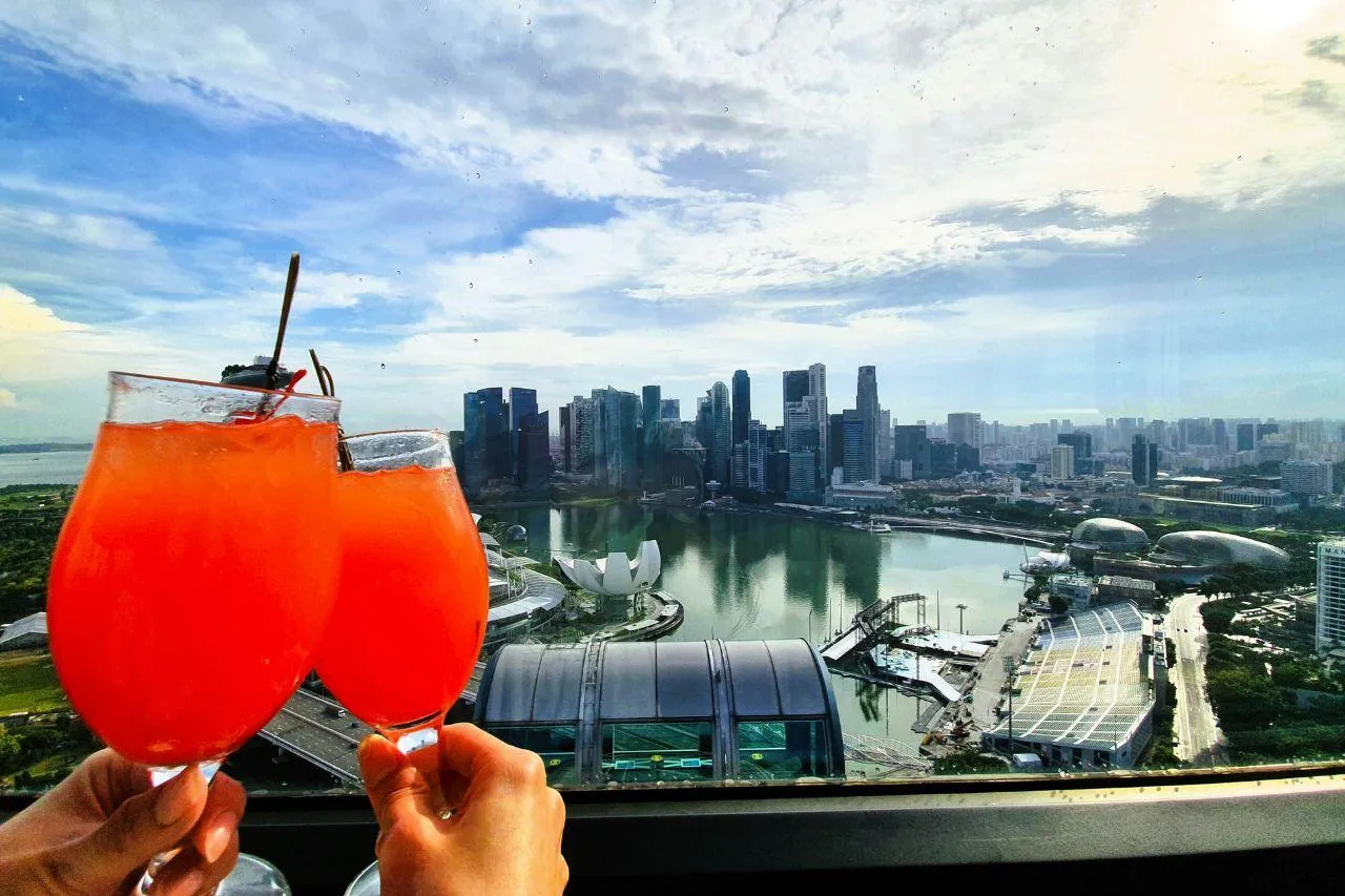 Pengalaman Singapore Sling di Singapore Flyer. Foto: Singapore Flyer