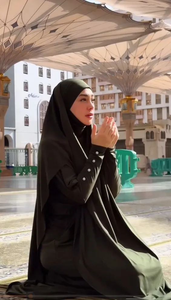 Doakan Semua Orang Mendapat Hidayah