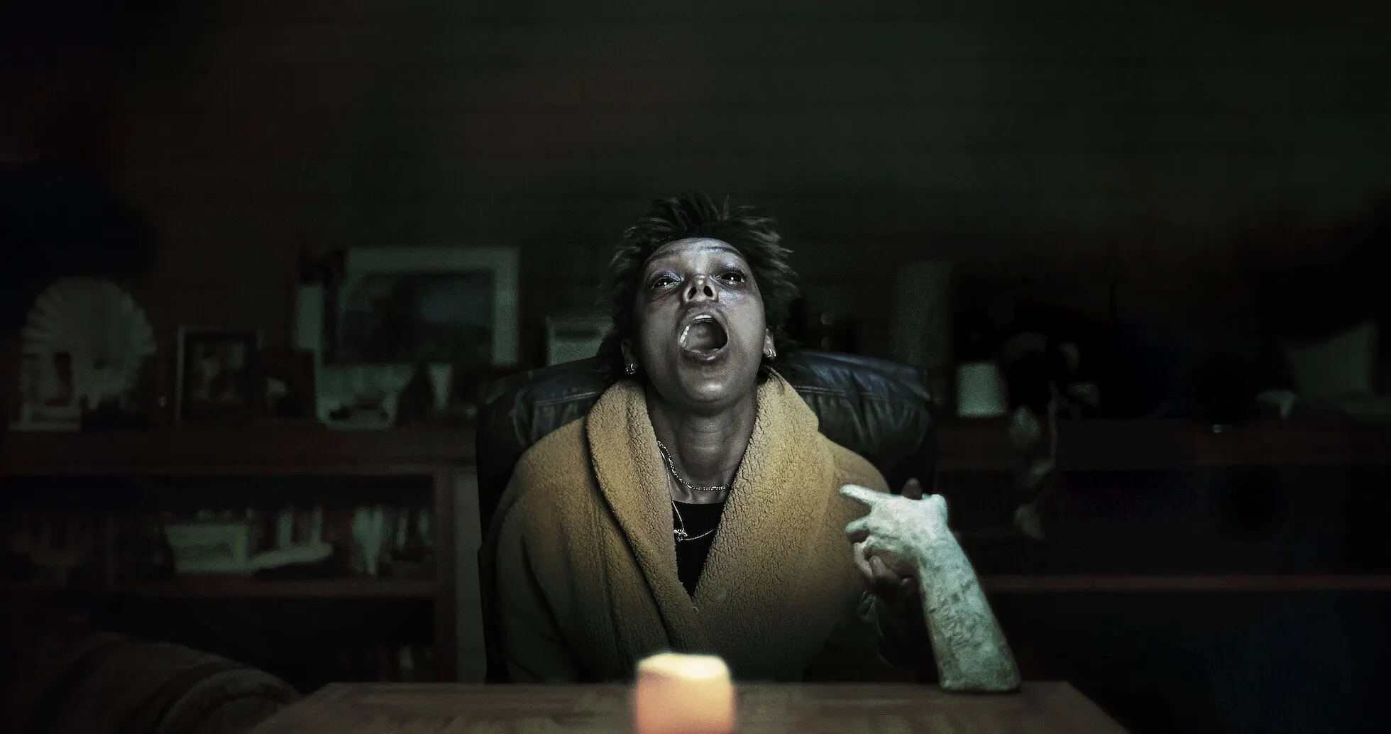 TALK TO ME (Image by netflix.com).