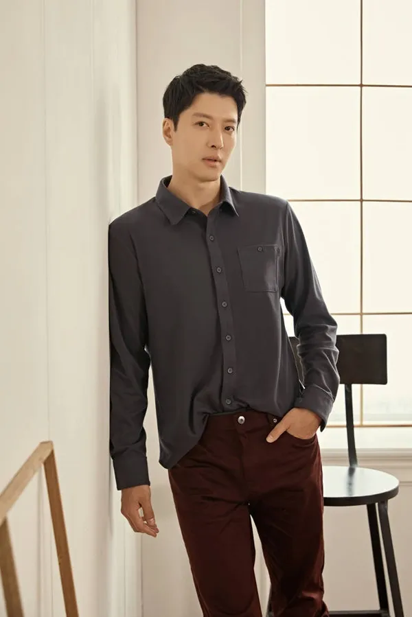 Resmi, Lee Dong Gun dan Kang Hae Rim Pacaran Meski Terpaut Usia 16 Tahun (credit: asianwiki)