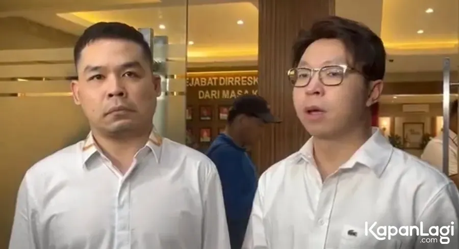 Richard Lee usai jalani pemeriksaan di kantor polisi © KapanLagi.com/Sahal Fadhli