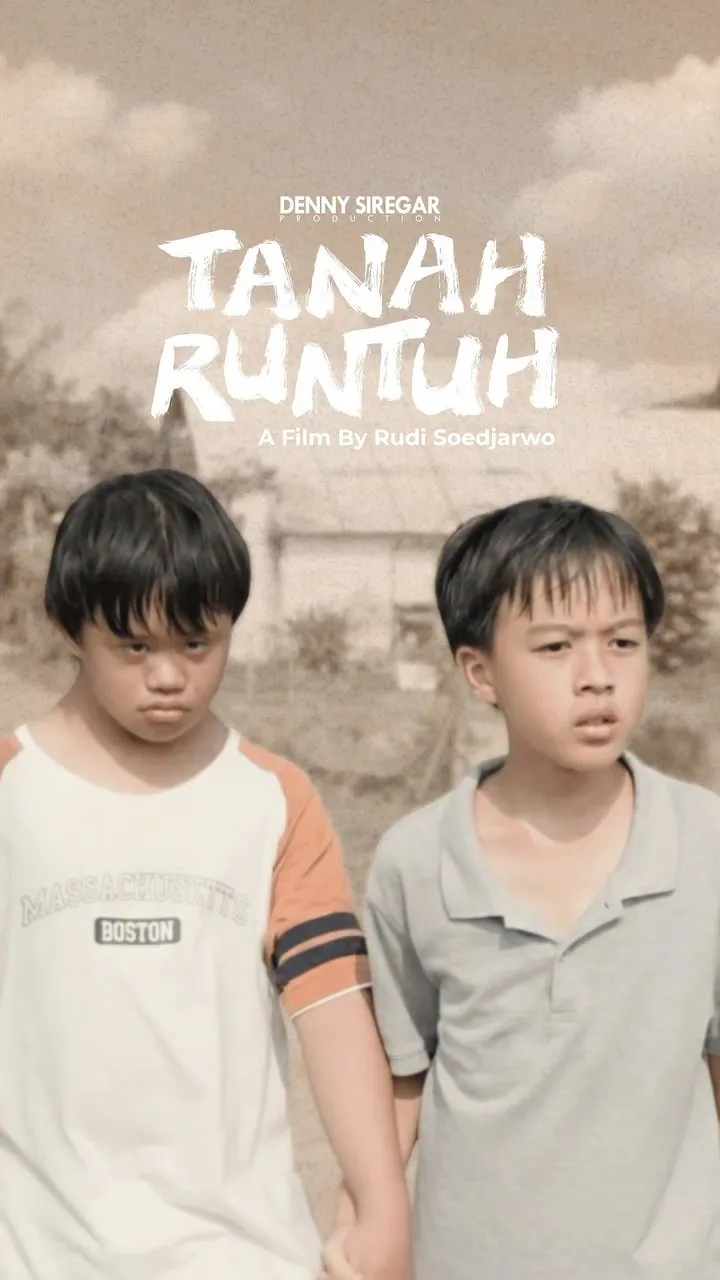 Film TANAH RUNTUH  (credit: Instagram.com/dennysiregarproduction/)