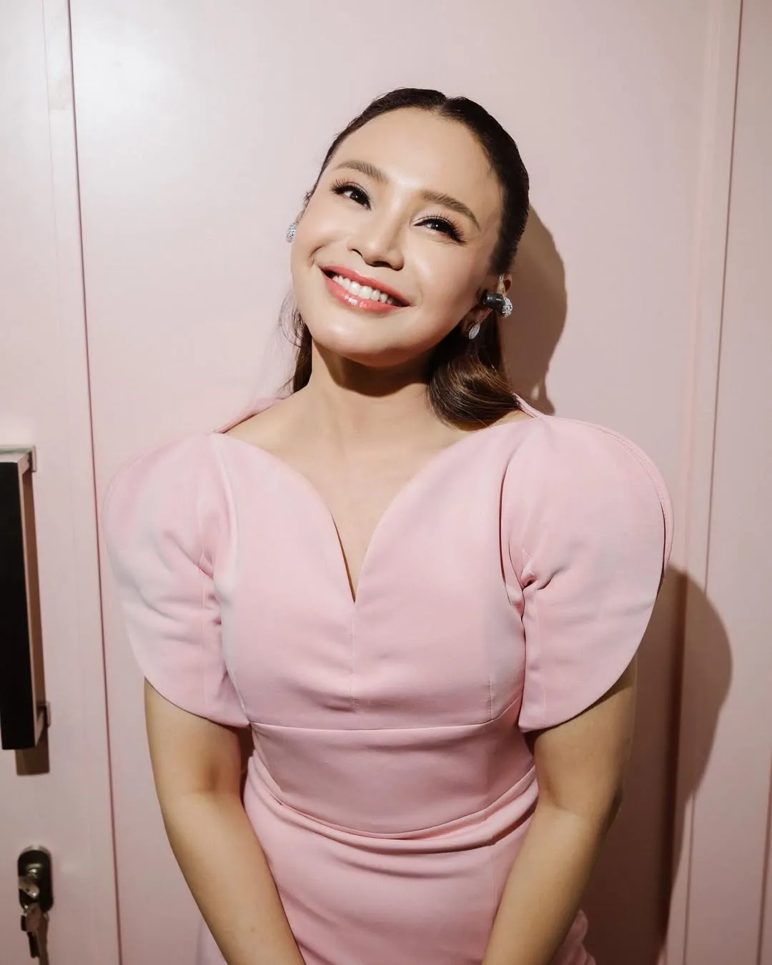 (cr:Instagram.com/itsrossa910)