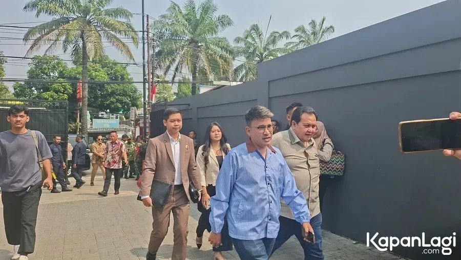 Ruben Onsu didampingi Minola Sebayang © KapanLagi.com/Fikri Alfi Rosyadi
