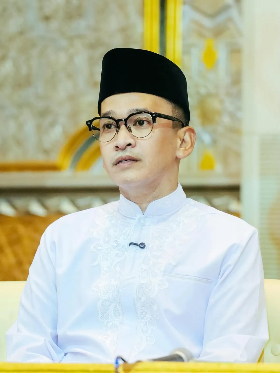 Ruben Onsu Tampil Tampan Pakai Peci (cr:Instagram.com/ruben_onsu)