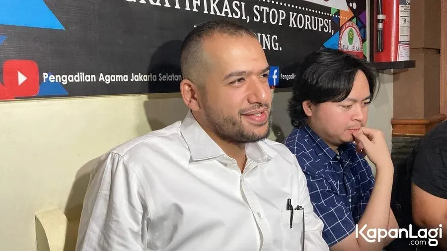 Ahmad Assegaf Didampingi Kuasa Hukum © KapanLagi.com/Fikri Alfi Rosyadi