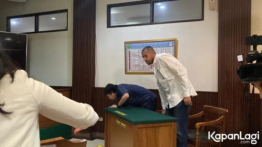 Ahmad Assegaf di Ruang Sidang © KapanLagi.com/Fikri Alfi Rosyadi