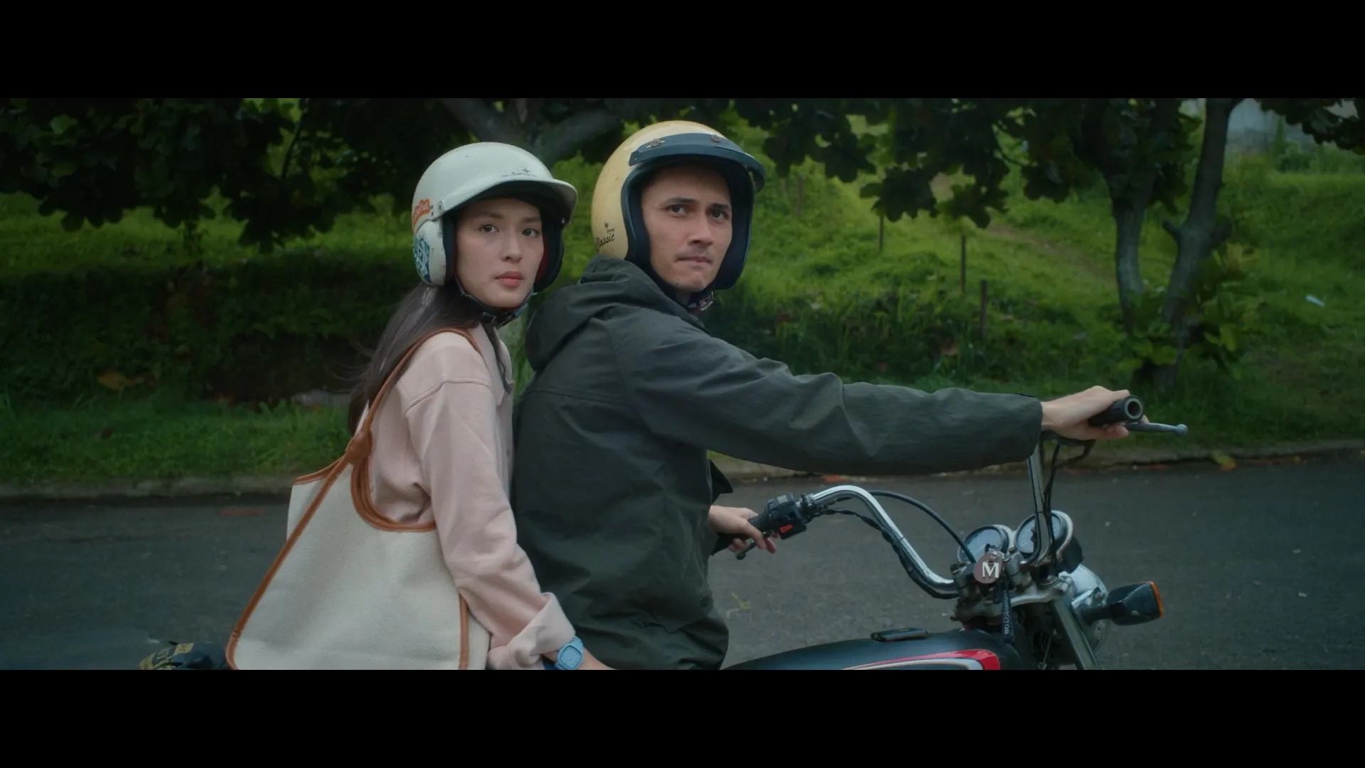 Still Trailer DAN BANDUNG (Verona Films)