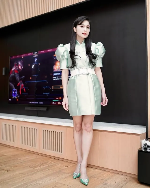 Sandra Dewi pakai mini dress © instagram/sandradewi88