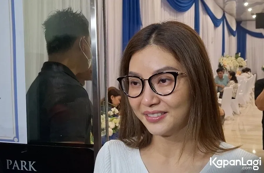 Sarwendah Mata Sembab © KapanLagi.com/Fikri Alfi Rosyadi