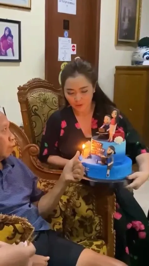 Kue ulang tahun Tukul Arwana (credit: instagram/peppy_beneran07)