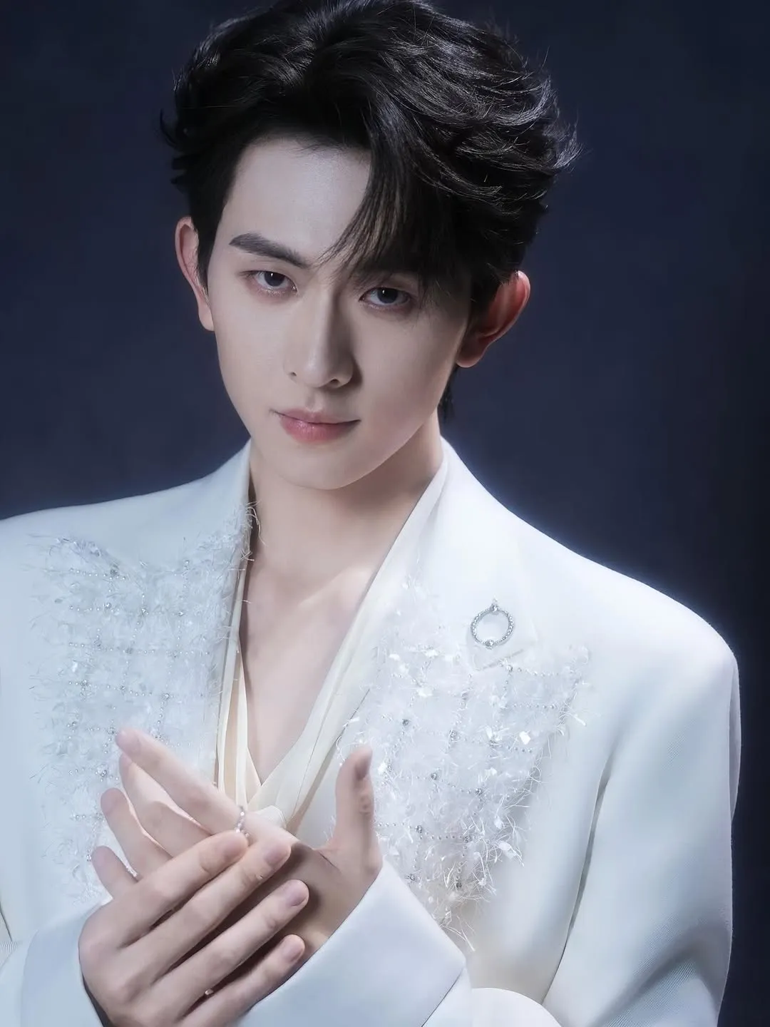 aktor drama China pendek bakal hadiri Tencent/cr: Instagram @chentianxiang730