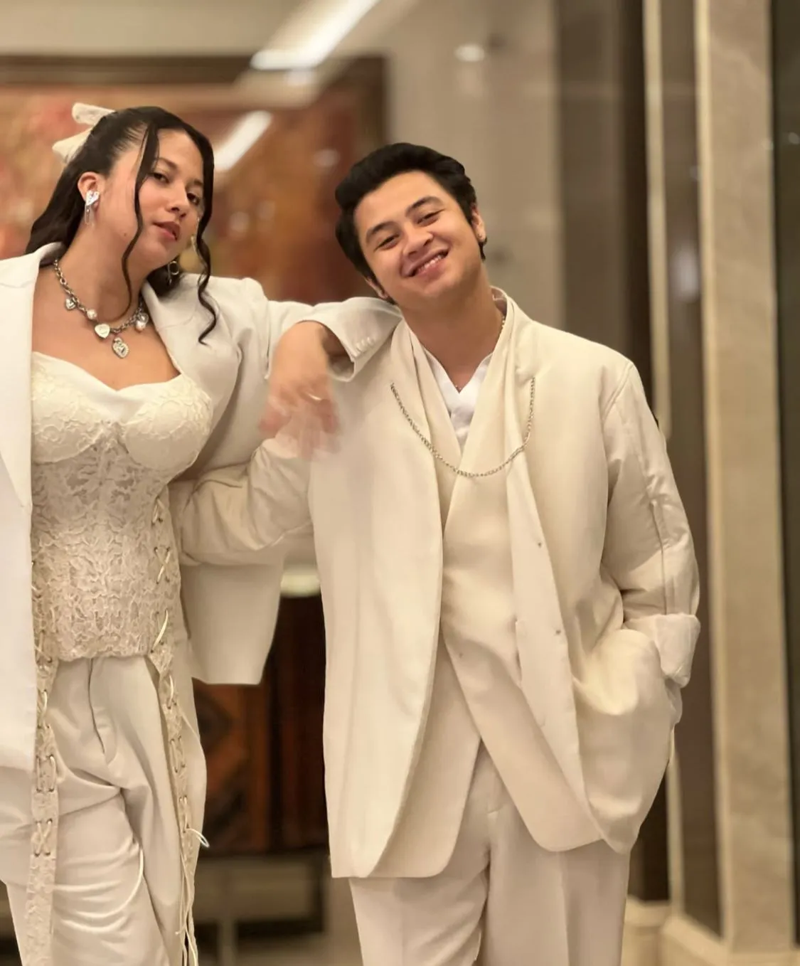 Gaya couple goals bastian dan sitha marino. (credit:instagram.com/bastiansteel)