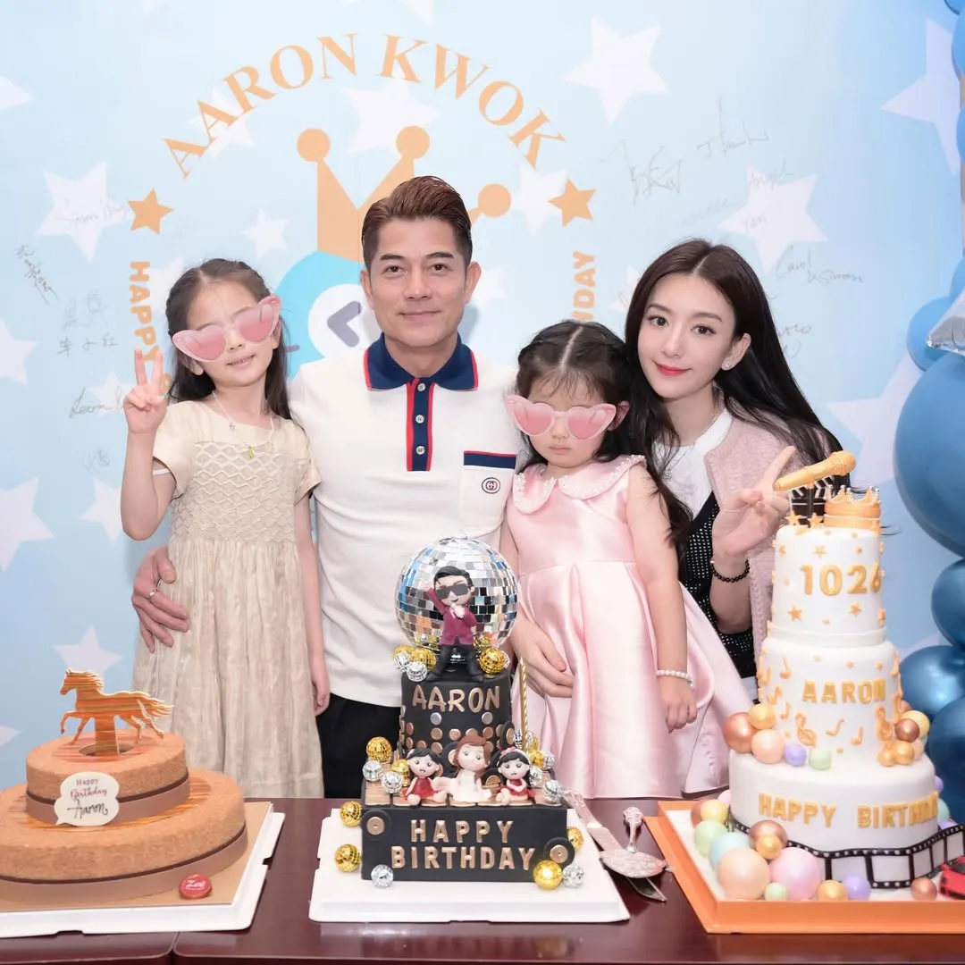 Aaron Kwok umumkan kelahiran anak ketiganya (credit:instagram.com/aaronkwokxx/mokafy)