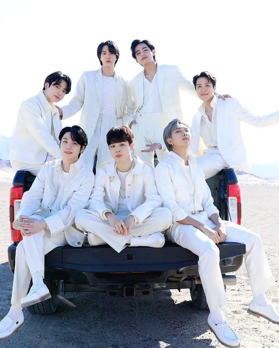 BTS Siapkan Comeback Show di Gwanghwamun Square (credit: instagram/btsbang1an)