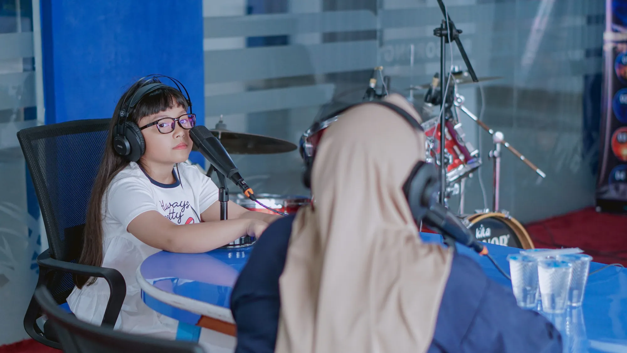 Shelyn Adlayani, drummer cilik usia 8 tahun (Dok. Pribadi)