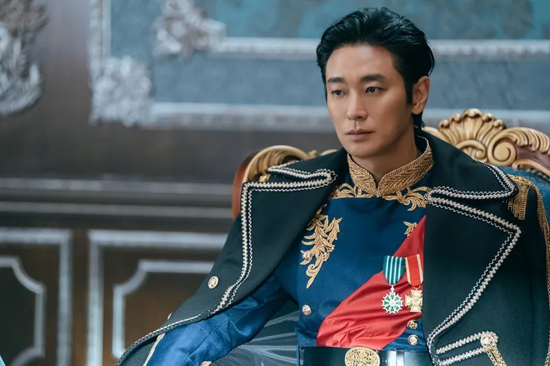 Drakor The Remarried Empress. (Disney Plus via Soompi)