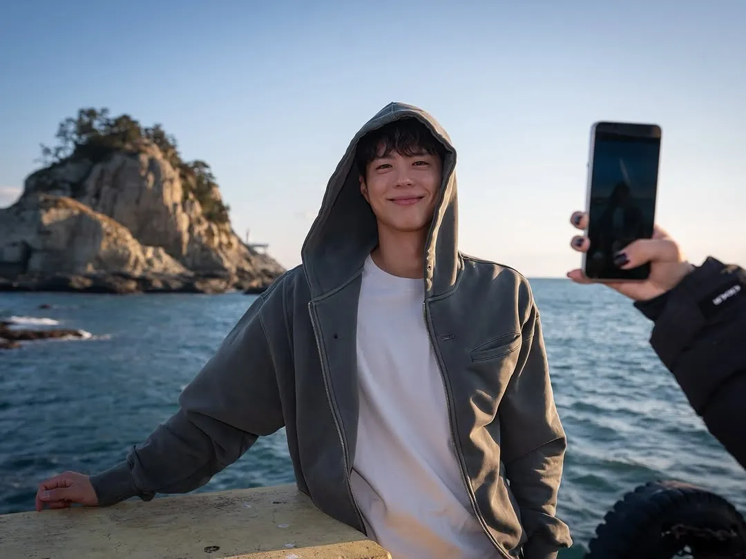 Dapatkan informasi tentang sinopsis dan daftar pemain disini (credit:instagram.com/bogummy)
