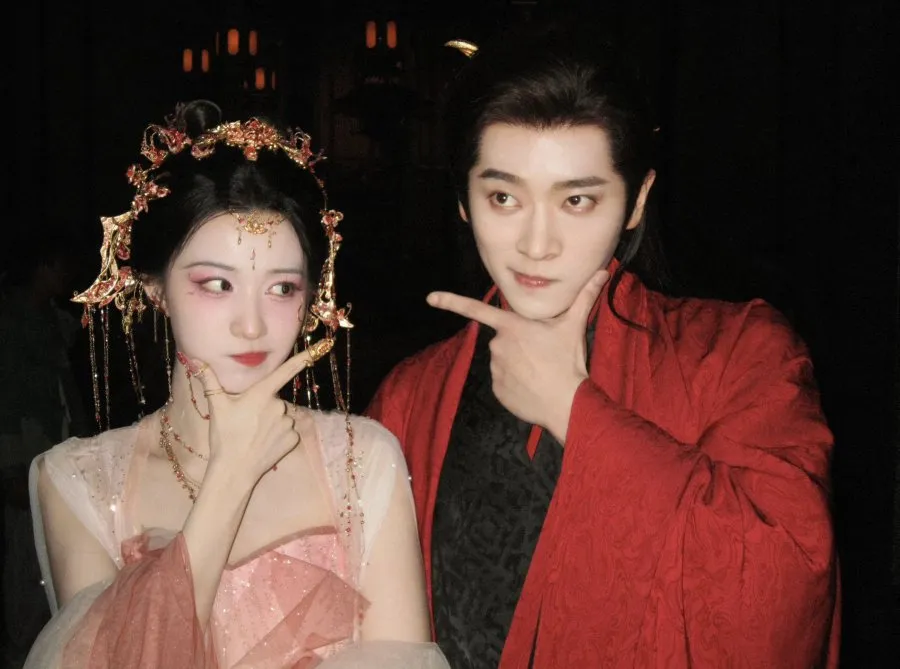 Sinopsis drama China terbaru How Dare You kisah dua transmigrator (credit:mydramalist)