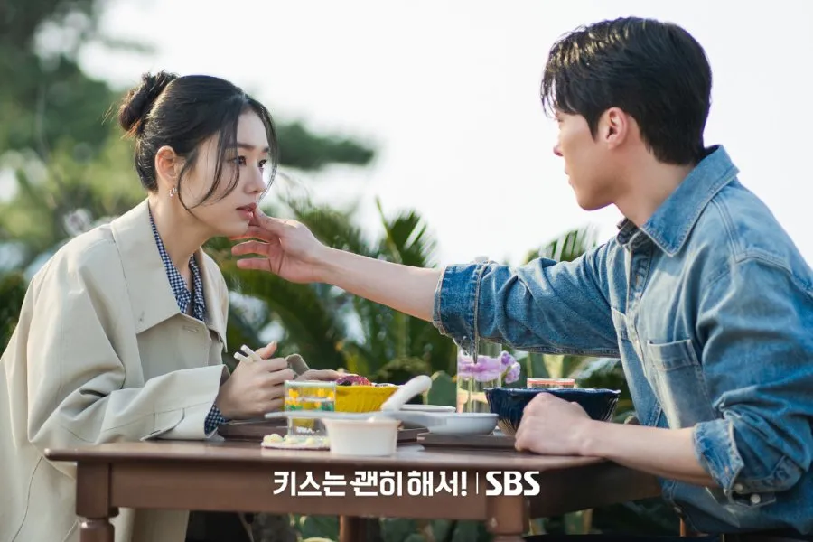 Cinta tak terduga lahir dari kebohongan kerja dalam drama Dynamite Kiss (credit:instagram.com/sbsdrama.official)