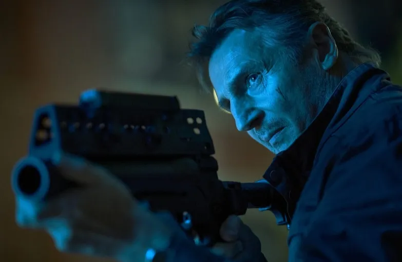 Sinopsis Film BLACKLIGHT yang Tayang di TV Malam Ini (credit: imdb)